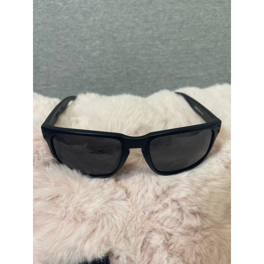 Unisex OLieye Sunglasses One Size Black